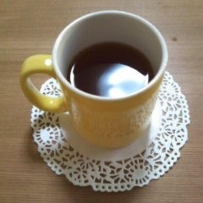 糖類ゼロでのお紅茶は久々(◕ฺ‿◕ฺ✿ฺ) 
烏龍茶葉がちょい渋親父系でうっとりしました(*´ｪ｀*)ﾎﾟｯ
ダンディー♬♩♫♪☻(●´∀｀●）☺♪♫♩♬